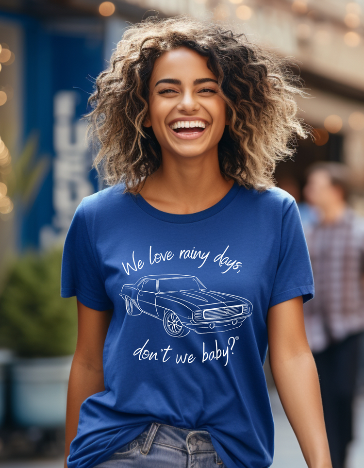 We love rainy days, don’t we baby?® Premium Shirt