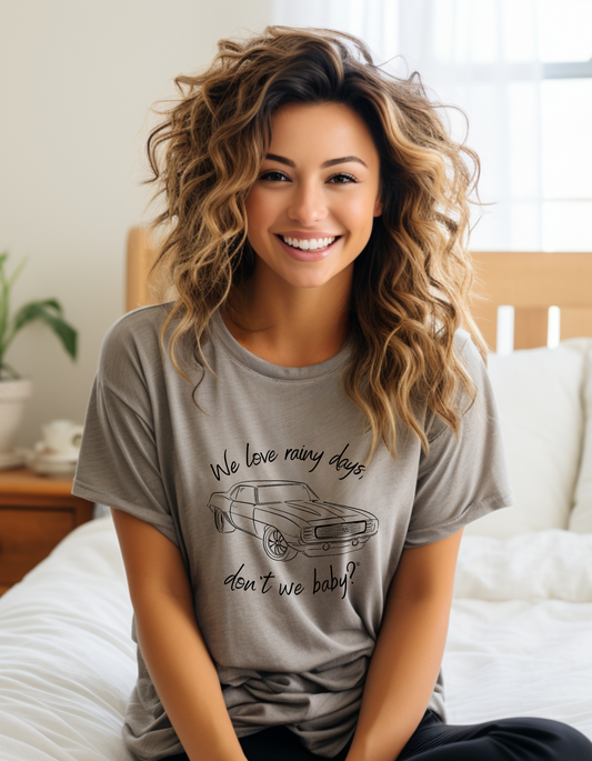 We love rainy days, don’t we baby?® Premium Shirt